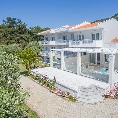 Akti Belvedere Color & Essence Skala Rachoni (Thasos)