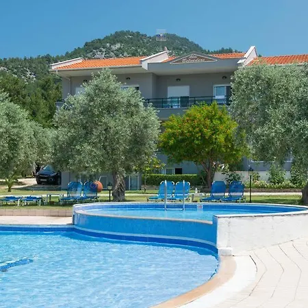 Akti Belvedere Color & Essence 3*