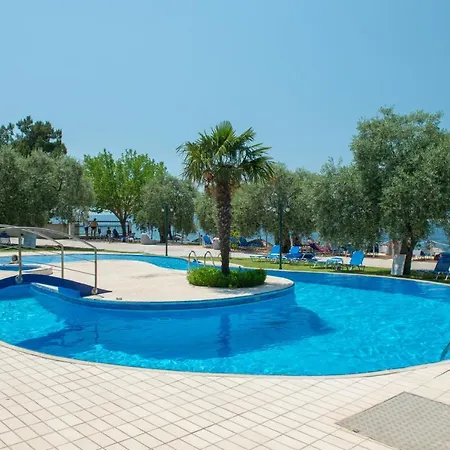 Akti Belvedere Color & Essence