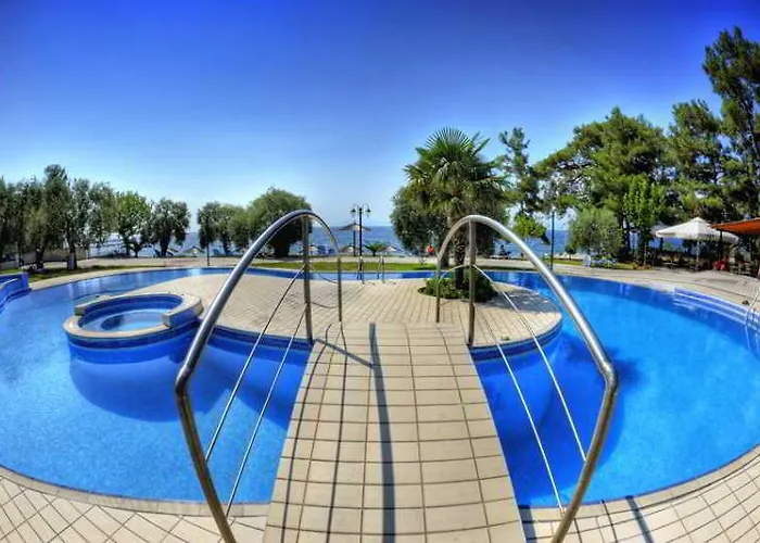 Akti Belvedere Color & Essence